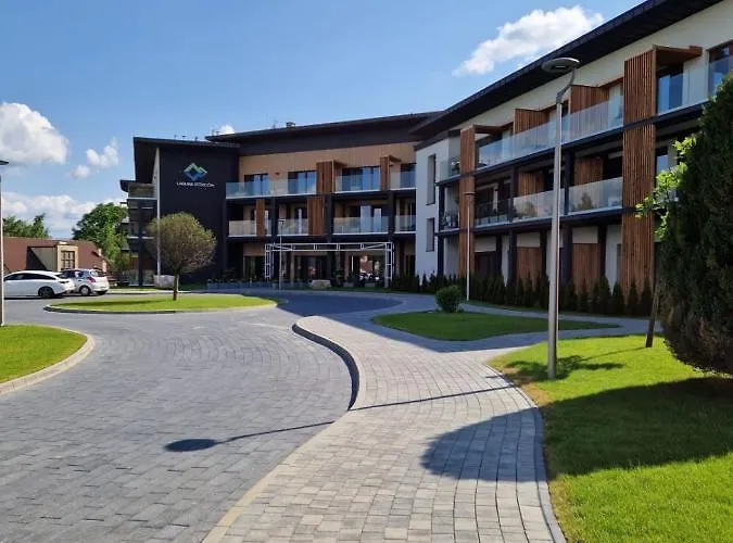 Trzy Rysie Laguna Beskidów * Zarzecze (Silesia)